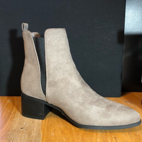 taupe chelsea boots